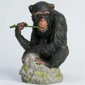 Статуэтка "Шимпанзе на камне"